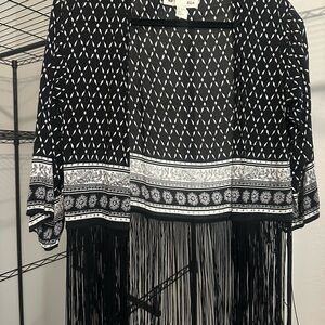 Ella Black and White Geometric Kimono